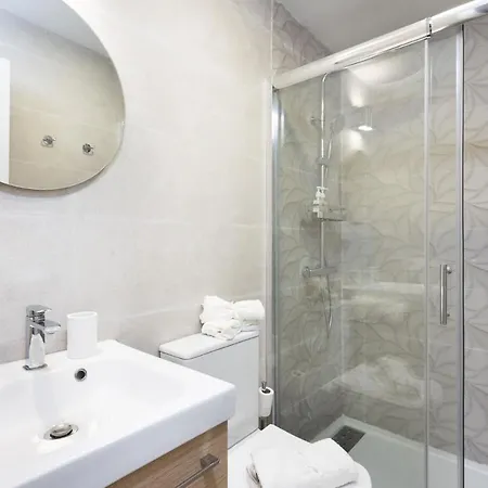 Home2book Charming Center Cruz Apartment