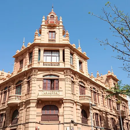 Home2book Charming Center Cruz *